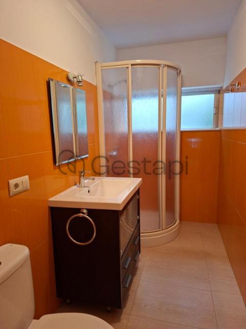 ALQUILER VERANO 2027 PISO 4 HABITACIONES CENTRO SANXENXO